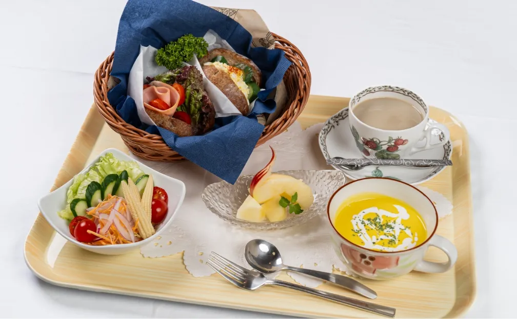 産院で提供される洋風の朝食例